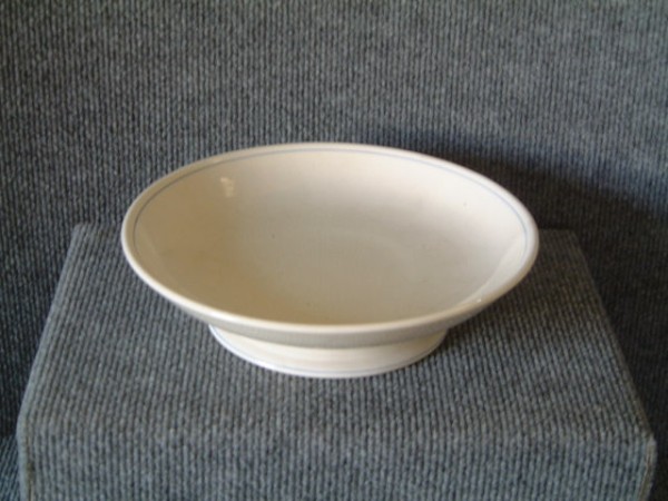 CHINA COMPORT PASTRY DISH FROM THE UNION CASTLE LINE 